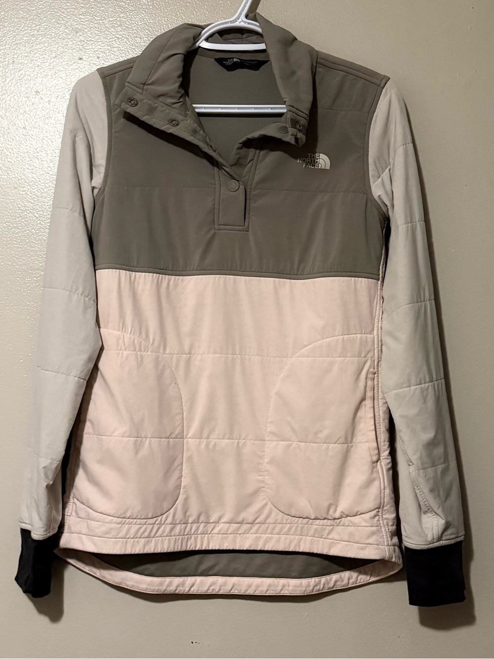 The North Face Grey & Light Pink Women's Pullover Top